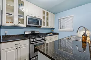 1210 Windsor Rd, Austin, TX 78703 - Photo 6
