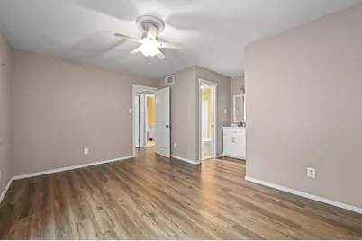 2124 Burton Drive #204, Austin, TX 78741 - Photo 14