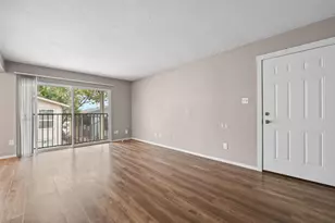 2124 Burton Dr, Austin, TX 78741 - Photo 10