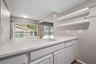 2124 Burton Dr, Austin, TX 78741 - Photo 6