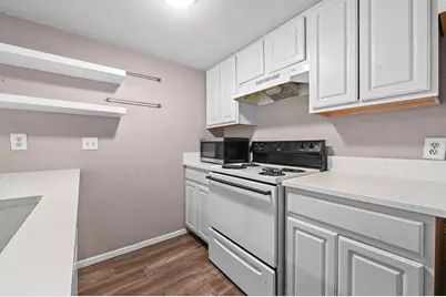 2124 Burton Drive #204, Austin, TX 78741 - Photo 4