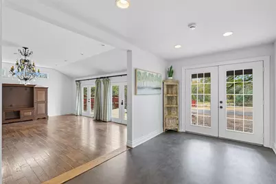 3003 Burleson Road, Austin, TX 78741 - Photo 12