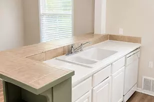 2712 Whitis Ave, Austin, TX 78705 - Photo 6