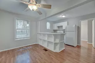 2712 Whitis Ave, Austin, TX 78705 - Photo 2