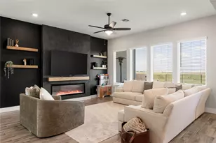 20225 Dustin Ln, Pflugerville, TX 78660 - Photo 6