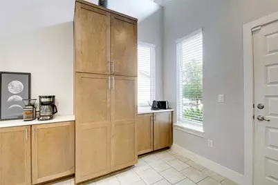 5400 Daimler Drive, Austin, TX 78744 - Photo 4