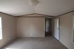 149 Castle Guard Ln, San Marcos, TX 78666 - Photo 2