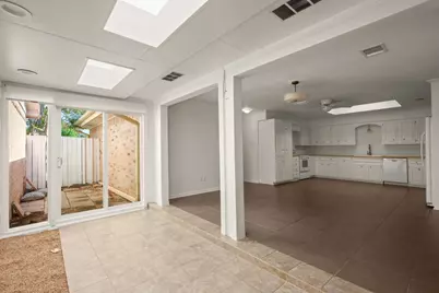 11129 Pinehurst Drive #C, Austin, TX 78747 - Photo 16