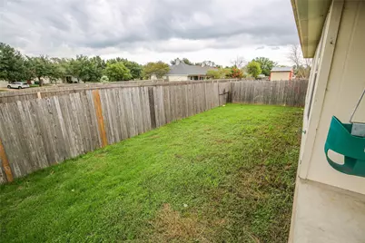 111 Carriage Way, Kyle, TX 78640 - Photo 18