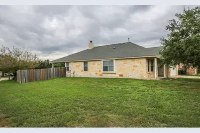 111 Carriage Way, Kyle, TX 78640 - Photo 20