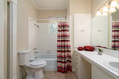 803 W 17th Street #A, Austin, TX 78701 - Photo 18