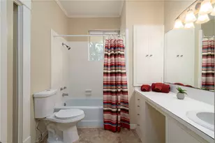 803 W 17th St, Austin, TX 78701 - Photo 18