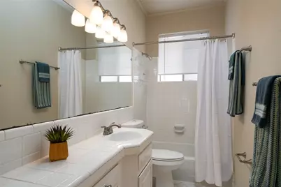 803 W 17th Street #A, Austin, TX 78701 - Photo 20