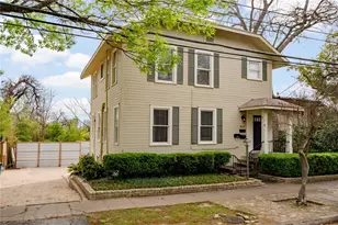 803 W 17th St, Austin, TX 78701 - Photo 2