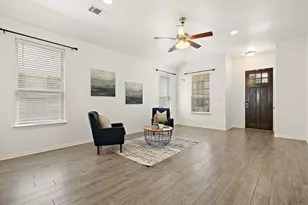 892 Centerra Hills Cir, Round Rock, TX 78665 - Photo 18