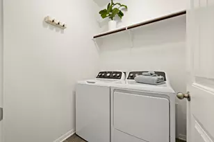 892 Centerra Hills Cir, Round Rock, TX 78665 - Photo 6