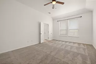 892 Centerra Hills Cir, Round Rock, TX 78665 - Photo 14