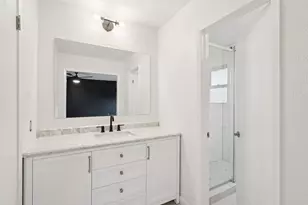 10229 Missel Thrush Dr, Austin, TX 78750 - Photo 18