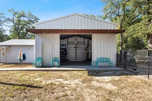 316 Holly Dr, Caldwell, TX 77836 - Photo 18