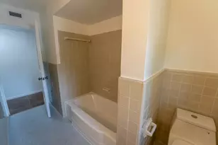 1307 Berkshire Dr, Austin, TX 78723 - Photo 22