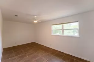 1307 Berkshire Dr, Austin, TX 78723 - Photo 32