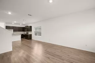 201 Mendoza, Kyle, TX 78640 - Photo 6