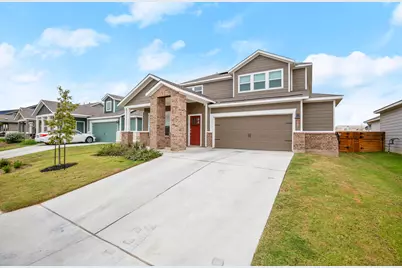 201 Mendoza, Kyle, TX 78640 - Photo 2