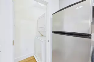 711 W 32nd St, Austin, TX 78705 - Photo 8