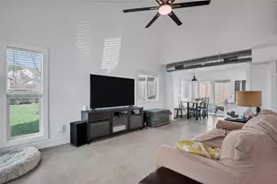 2001 Iroquois Ln, Austin, TX 78741 - Photo 22