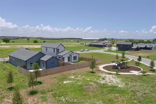 2017 Applewood Dr, Lockhart, TX 78644 - Photo 28