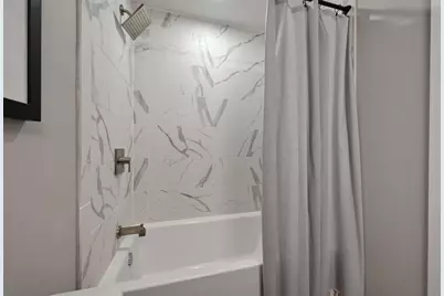 2017 Applewood Drive, Lockhart, TX 78644 - Photo 24