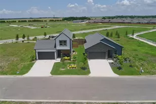2017 Applewood Dr, Lockhart, TX 78644 - Photo 30