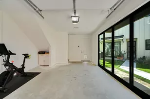 907 Redd St, Austin, TX 78745 - Photo 18