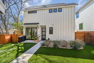 907 Redd St, Austin, TX 78745 - Photo 2