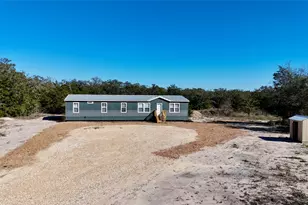 1727 Davis Rd, Muldoon, TX 78949 - Photo 40