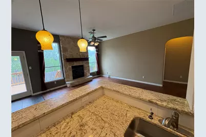 13121 Appaloosa Chase Drive, Austin, TX 78732 - Photo 12