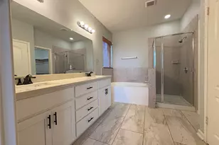 13121 Appaloosa Chase Dr, Austin, TX 78732 - Photo 18