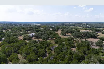 110 Skyview Lane, Liberty Hill, TX 78642 - Photo 38