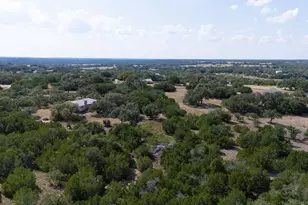 110 Skyview Ln, Liberty Hill, TX 78642 - Photo 38