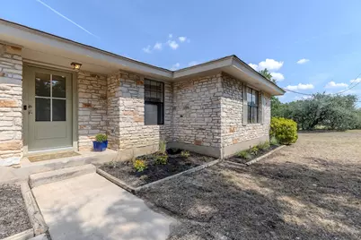 110 Skyview Lane, Liberty Hill, TX 78642 - Photo 32