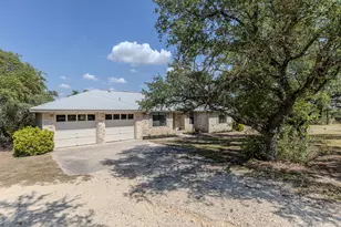 110 Skyview Ln, Liberty Hill, TX 78642 - Photo 4