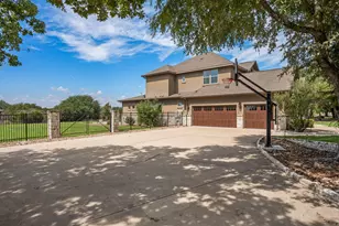 313 Escondido Dr, Georgetown, TX 78633 - Photo 4