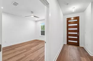 200 W 56th St, Austin, TX 78751 - Photo 6