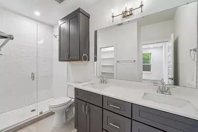 200 W 56th Street #2103, Austin, TX 78751 - Photo 10