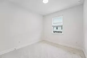 200 W 56th St, Austin, TX 78751 - Photo 18
