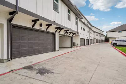 200 W 56th Street #2103, Austin, TX 78751 - Photo 10