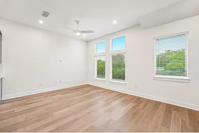200 W 56th Street #2103, Austin, TX 78751 - Photo 10