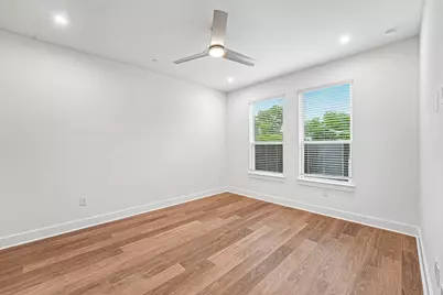 200 W 56th Street #2103, Austin, TX 78751 - Photo 8