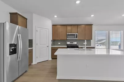 5028 Hazelnut Lane, Del Valle, TX 78617 - Photo 10