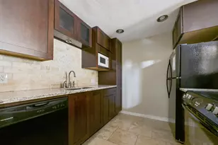 2529 Rio Grande St, Austin, TX 78705 - Photo 8